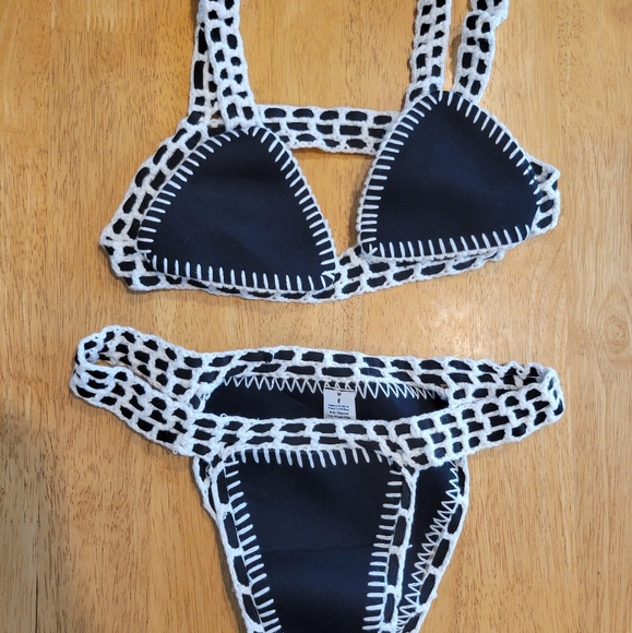 Sunny Co black bikini - never worn! - Picture 3 of 3